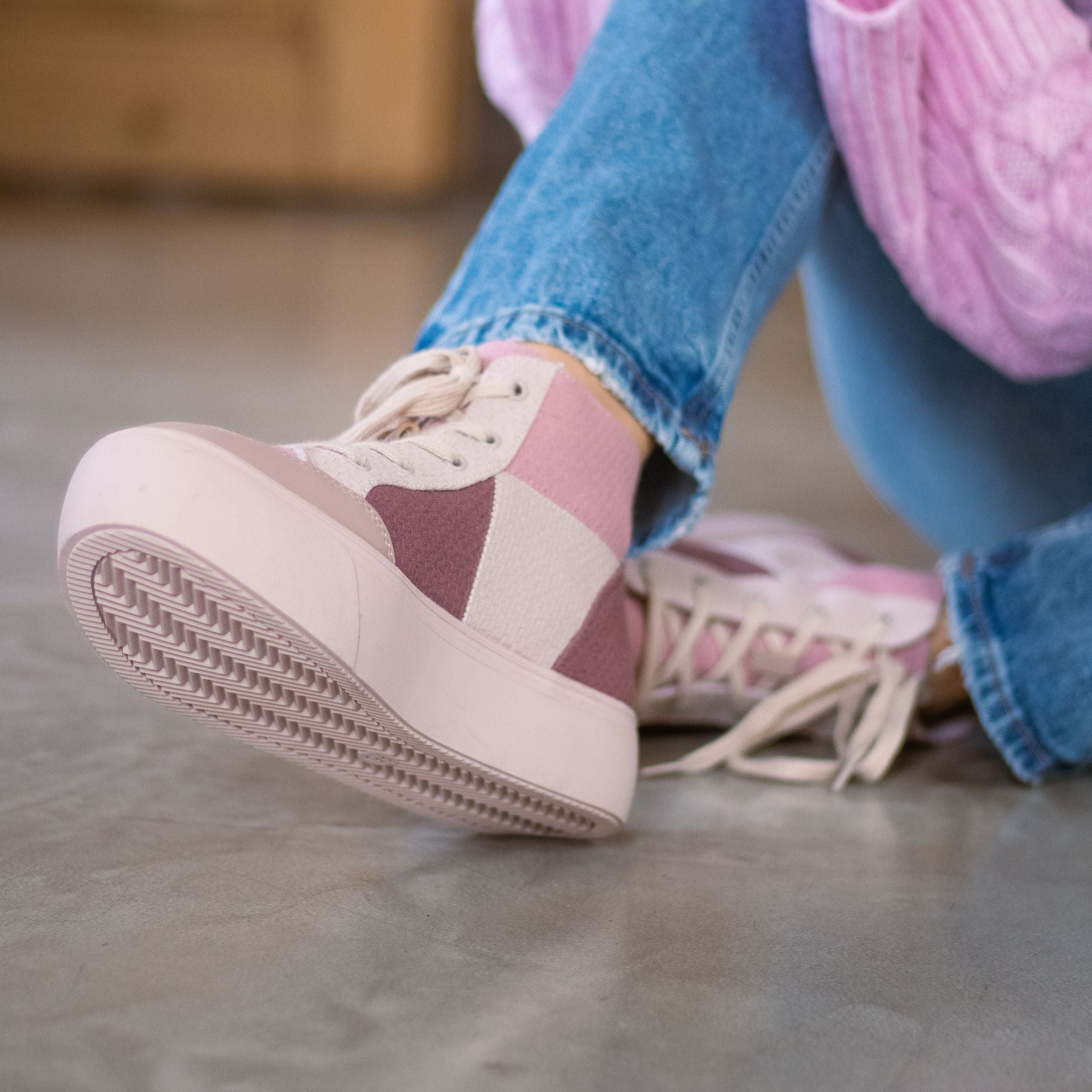 Platform store trainers pink